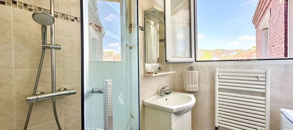 2 chambres Appartement à Fontenay-sous-Bois, France No. 350102 6