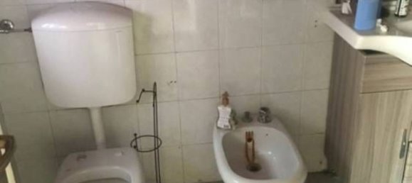 3 rooms Apartment in Buscate, Italy No. 15988 5