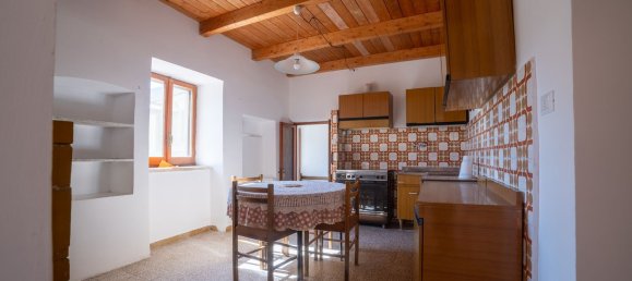 Apartamento de 7 divisões em Castel Sant'Angelo, Italy N.º 207493 10