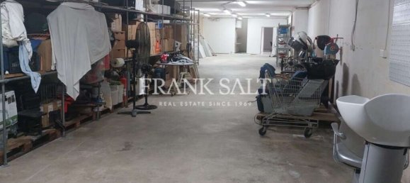 355m² Warehouse in Hamrun, Malta No. 11966 10