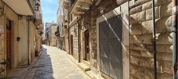 3 rooms Apartment in Ruvo di Puglia, Italy No. 31639 22