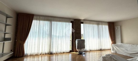 3 rooms Apartment in Scanzorosciate, Italy No. 258821 7