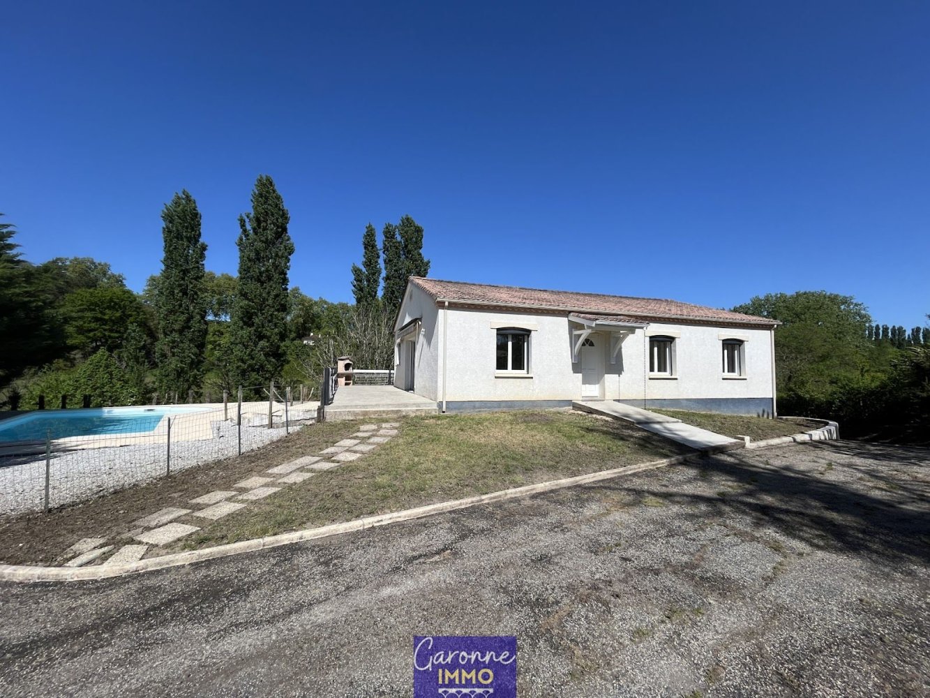 5 bedrooms Villa in Tonneins, France No. 305496