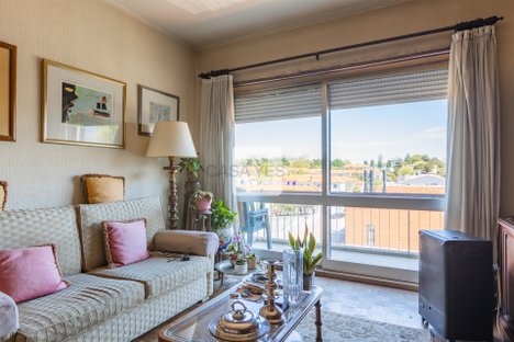 5 bedrooms Apartment in Porto, Portugal No. 63716