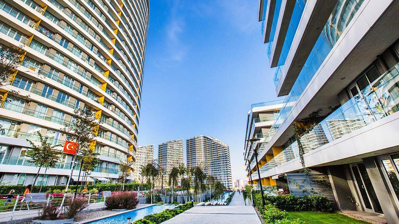 Apartment 2+1 in The Superior Living Batisehir, Bagcilar, Turkey No. 38954