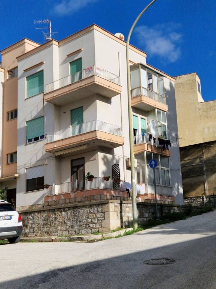 Квартира с 2 спальнями в Вальдериче, Италия № 255621