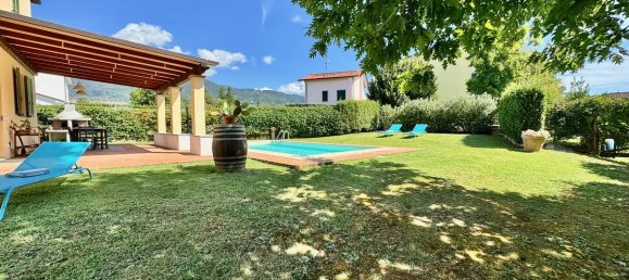 3 bedrooms Villa in Capannori, Italy No. 357107 8