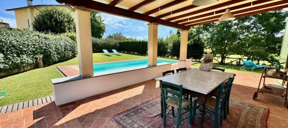 3 bedrooms Villa in Capannori, Italy No. 357107 10