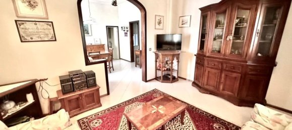 3 bedrooms House in Treviso, Italy No. 341588 3