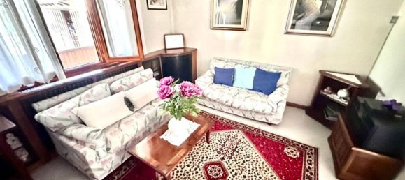 3 bedrooms House in Treviso, Italy No. 341588 41