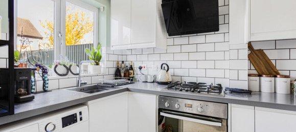 1 Schlafzimmer Haus in Egham, United Kingdom, Nr. 8647 3