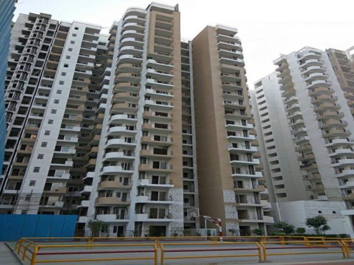 3 bedrooms House in Noida, India No. 43706