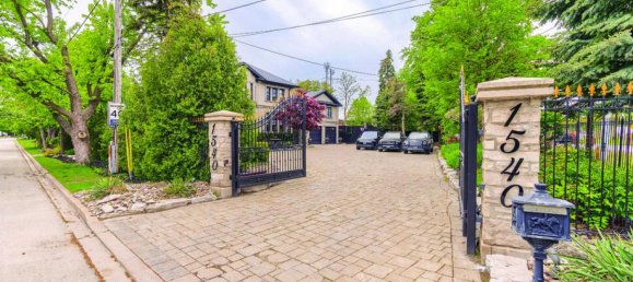 6 غرف نوم منزل في Mississauga, Canada رقم 936 5