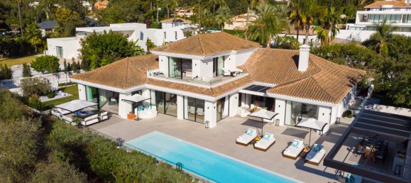 5 bedrooms Villa in Marbella, Spain No. 96727 17
