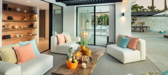 5 bedrooms Villa in Marbella, Spain No. 96727 29