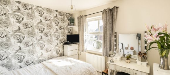 3 bedrooms House in Warrington, United Kingdom No. 2048 10