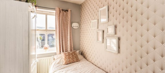 3 bedrooms House in Warrington, United Kingdom No. 2048 11