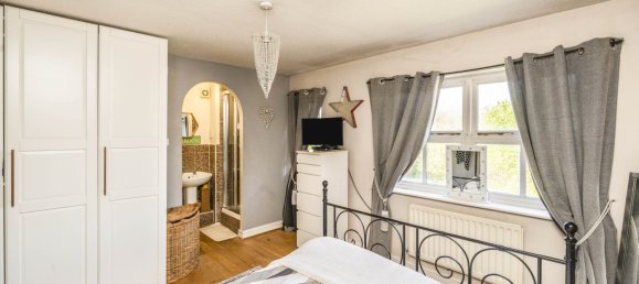 3 bedrooms House in Warrington, United Kingdom No. 2048 7