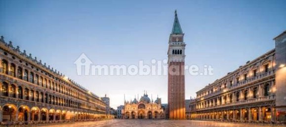 5 rooms Commercial property in Venice, Italy No. 61804 11