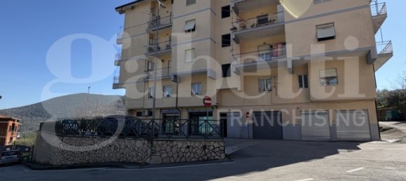 3 bedrooms Apartment in Montelanico, Italy No. 33521 2