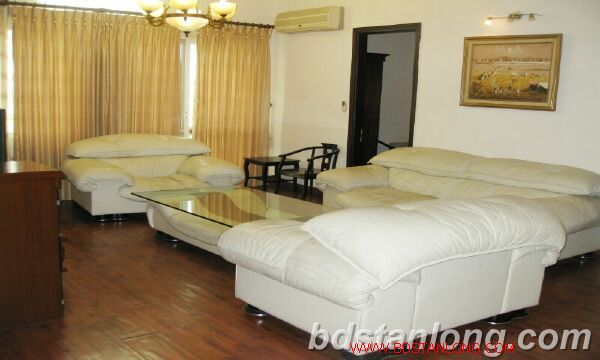 3 bedrooms Apartment in Tay Ho, Vietnam No. 6119