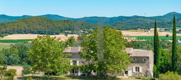 Замки и поместья с 12 комнатами в Ла Бегюд-де-Мазан, Франция № 294207 4