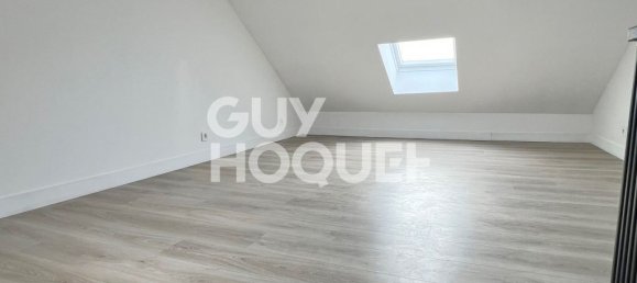 3 bedrooms House in Tourcoing, France No. 242334 5