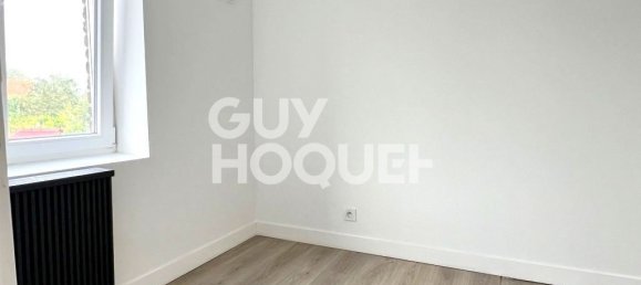 3 bedrooms House in Tourcoing, France No. 242334 6