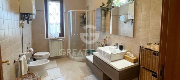 8 rooms House in Montepulciano, Italy No. 114024 6