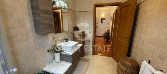 8 rooms House in Montepulciano, Italy No. 114024 8