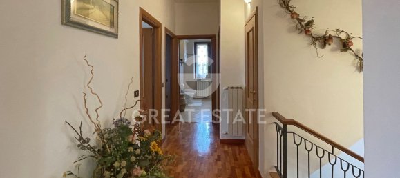 8 rooms House in Montepulciano, Italy No. 114024 7