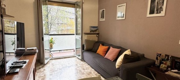 3 rooms Apartment in Milan, Italy No. 244412 3