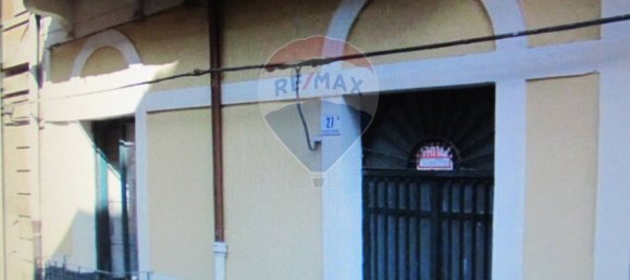 3 rooms Apartment in Catania, Italy No. 66980 2