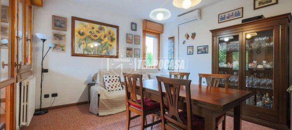2 bedrooms Apartment in Calderara di Reno, Italy No. 344946 9