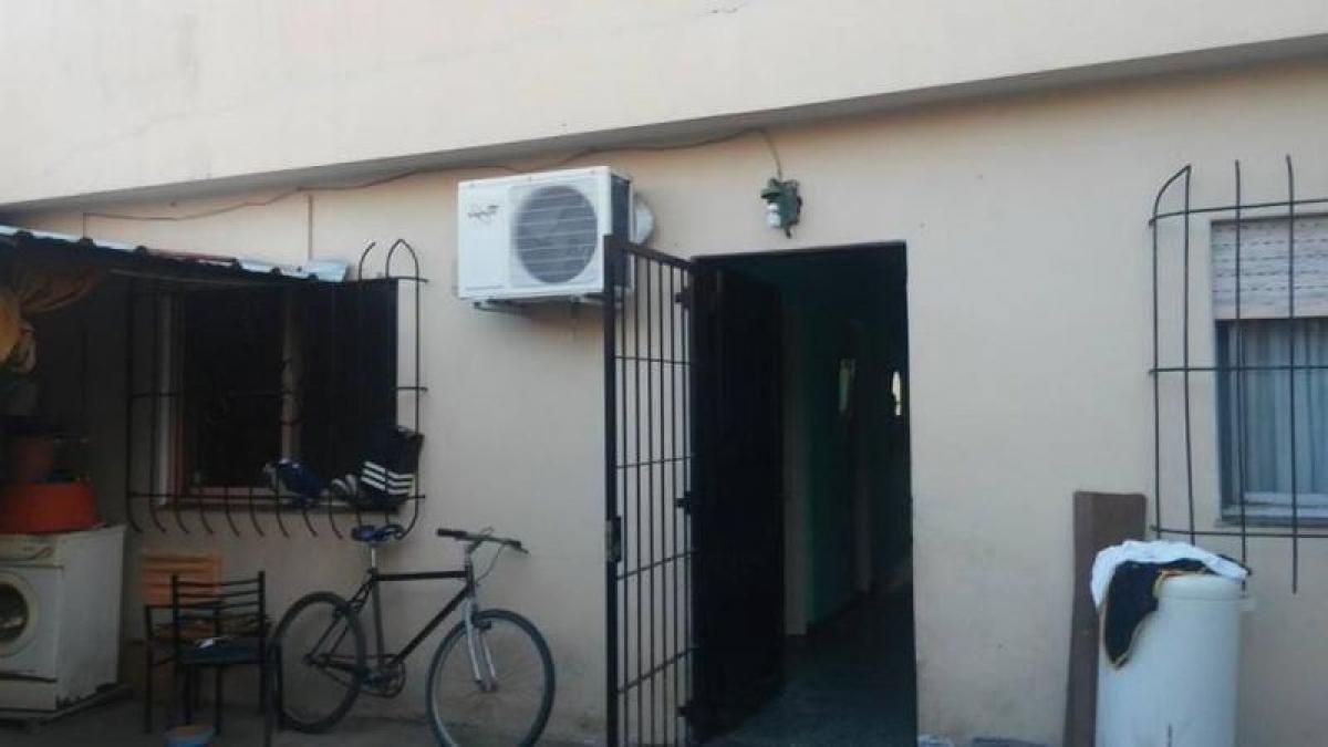 Дом с 3 спальнями в Bermudez, Аргентина № 9927