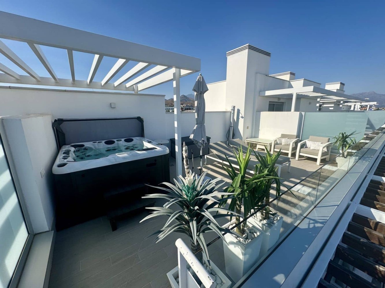 2 Schlafzimmer Penthouse in Estepona, Spain, Nr. 221727