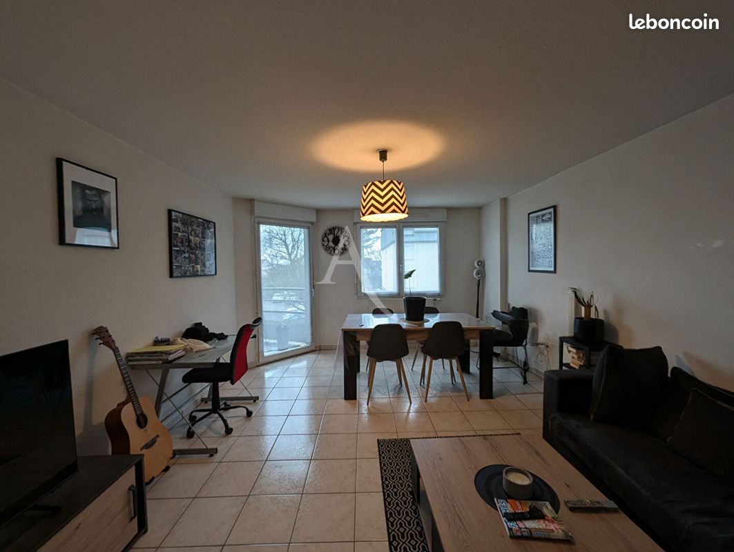 1 غرف نوم شقة في Bourg-en-Bresse, France رقم 261005