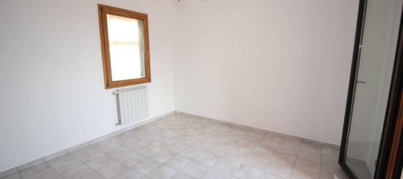 2 Schlafzimmer Villa in Calenzano, Italy, Nr. 375148 21