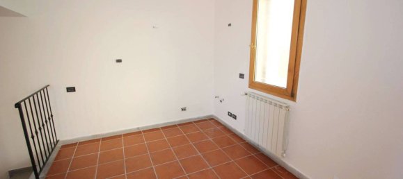 2 Schlafzimmer Villa in Calenzano, Italy, Nr. 375148 5