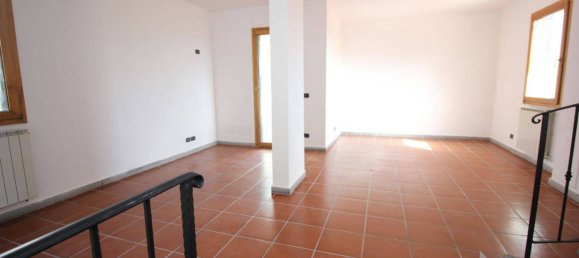 2 Schlafzimmer Villa in Calenzano, Italy, Nr. 375148 6