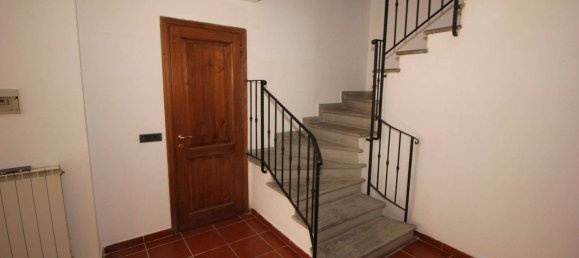 2 Schlafzimmer Villa in Calenzano, Italy, Nr. 375148 30