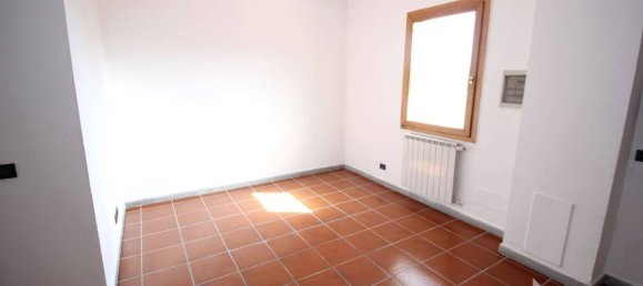 2 Schlafzimmer Villa in Calenzano, Italy, Nr. 375148 7