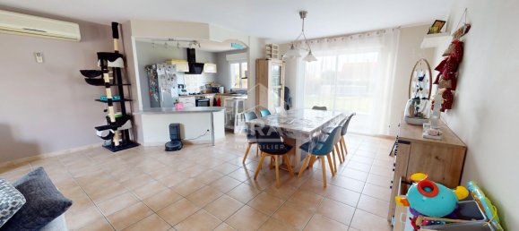 5 bedrooms House in Farges-en-Septaine, France No. 55985 9