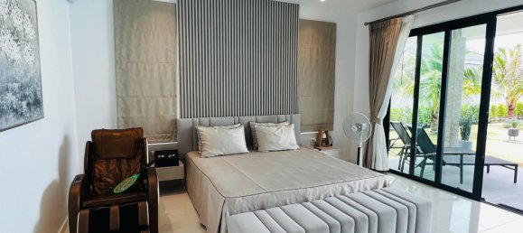 4 bedrooms Villa in Hua Hin, Thailand No. 4310 21