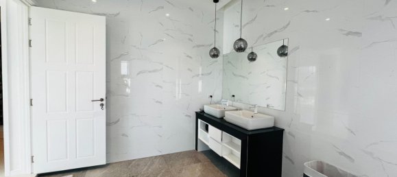 4 bedrooms Villa in Hua Hin, Thailand No. 4310 6