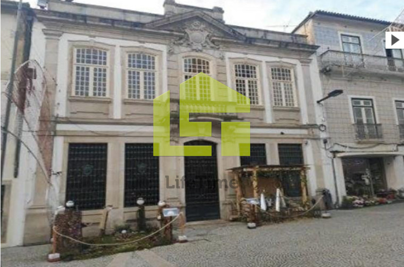 Gebäude in Vila Real, Portugal 1419m², Nr. 70785