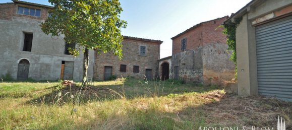 5 bedrooms House in Monte San Savino, Italy No. 54557 24