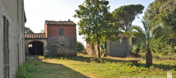 5 bedrooms House in Monte San Savino, Italy No. 54557 5