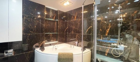 Apartamento de 2 dormitorios en Ba Dinh, Vietnam No. 9833 11