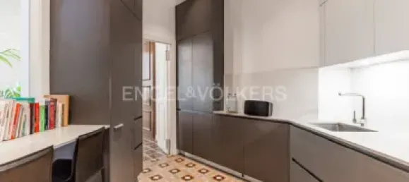 Apartamento de 5 dormitorios en Eixample, Spain No. 179143 17